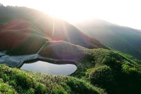 台寅山|【台寅山】【抹茶千層仙境】綠意青山裡的台寅山健行，登頂千米。